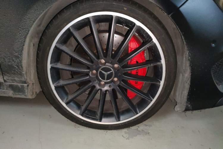 Used Mercedes-Benz CLA AMG 2014 AMG CLA 45 4MATIC Right Front Wheel Hub