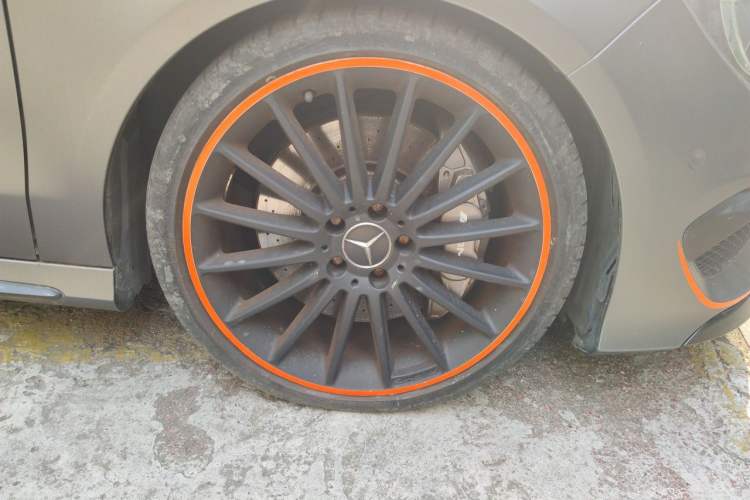 Used Mercedes-Benz CLA AMG 2014 AMG CLA 45 4MATIC Right Front Wheel Hub