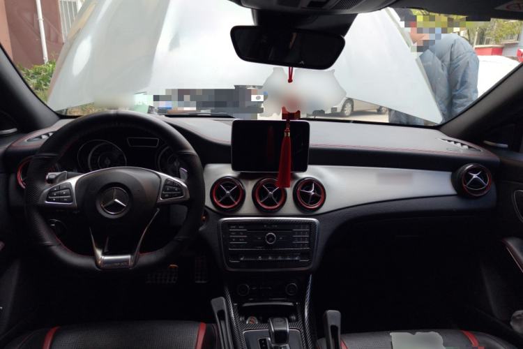 Used Mercedes-Benz CLA AMG 2014 AMG CLA 45 4MATIC Center Console