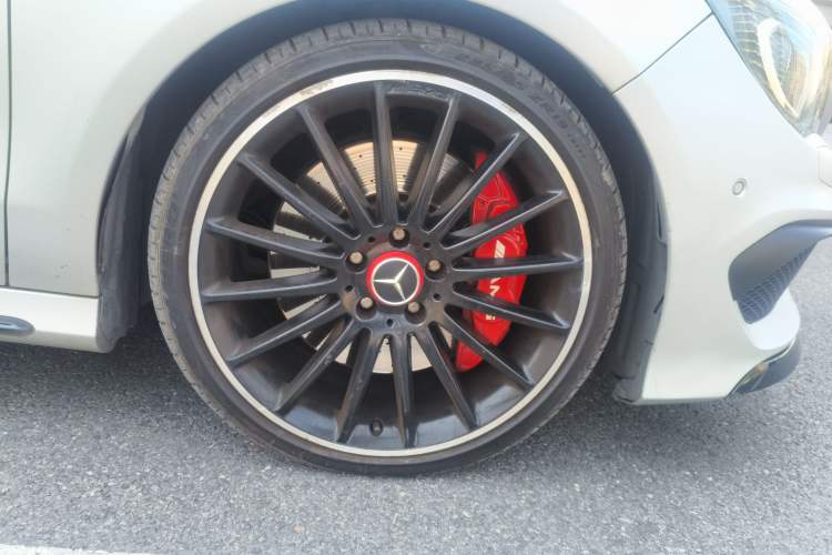 Used Mercedes-Benz CLA AMG 2014 AMG CLA 45 4MATIC Right Front Wheel Hub