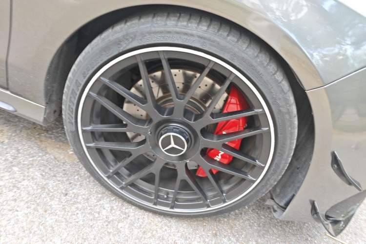 Used Mercedes-Benz CLA AMG 2014 AMG CLA 45 4MATIC Right Front Wheel Hub