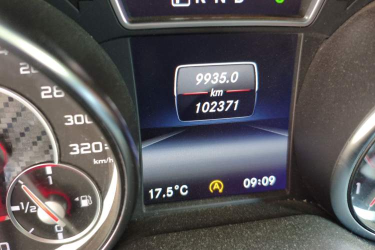 Used Mercedes-Benz CLA AMG 2015 AMG CLA 45 4MATIC Odometer Close Up