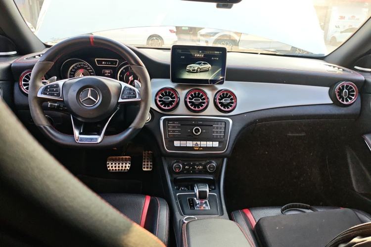 Used Mercedes-Benz CLA AMG 2015 AMG CLA 45 4MATIC Center Console