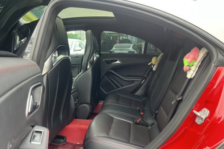 Used Mercedes-Benz CLA AMG 2016 AMG CLA 45 4MATIC Interior 4