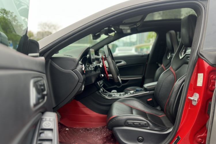 Used Mercedes-Benz CLA AMG 2016 AMG CLA 45 4MATIC Interior 5