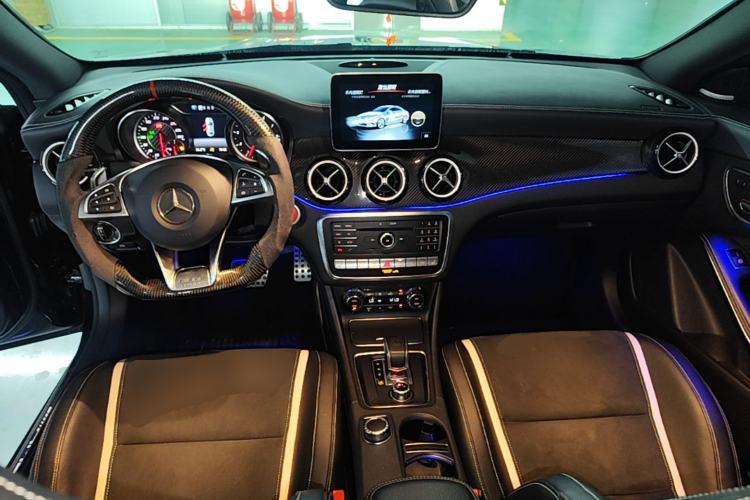 Used Mercedes-Benz CLA AMG 2017 Facelift AMG CLA 45 4MATIC Center Console