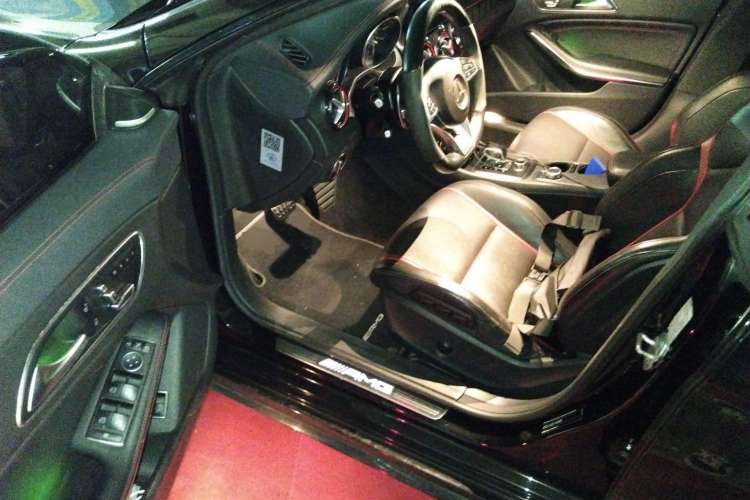 Used Mercedes-Benz CLA AMG 2017 Facelift AMG CLA 45 4MATIC Driver Seat