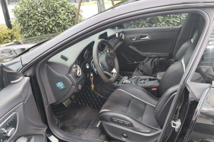 Used Mercedes-Benz CLA AMG 2017 Facelift AMG CLA 45 4MATIC Driver Seat