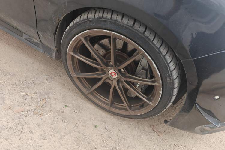 Used Mercedes-Benz CLA AMG 2017 Facelift AMG CLA 45 4MATIC Right Front Wheel Hub
