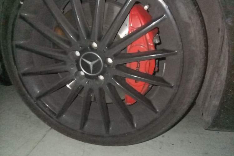 Used Mercedes-Benz CLA AMG 2017 Facelift AMG CLA 45 4MATIC Right Front Wheel Hub