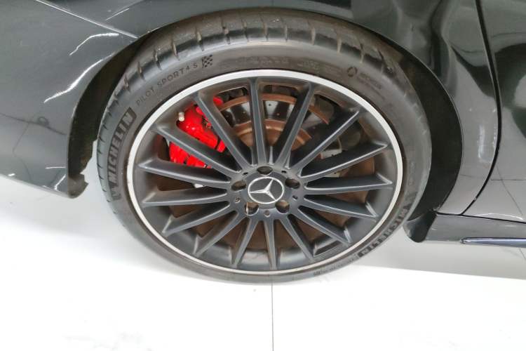Used Mercedes-Benz CLA AMG 2017 Facelift AMG CLA 45 4MATIC Right Rear Wheel Hub