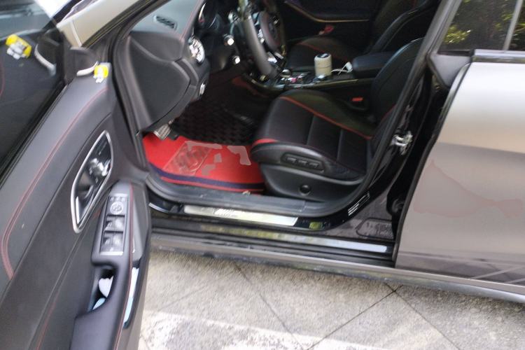 Used Mercedes-Benz CLA AMG 2017 Facelift AMG CLA 45 4MATIC Driver Seat