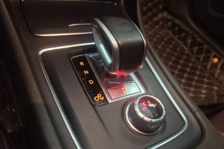 Used Mercedes-Benz CLA AMG 2017 Facelift AMG CLA 45 4MATIC Gear Lever