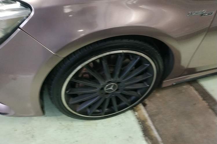 Used Mercedes-Benz CLA AMG 2017 AMG CLA 45 4MATIC Left Front Wheel Hub