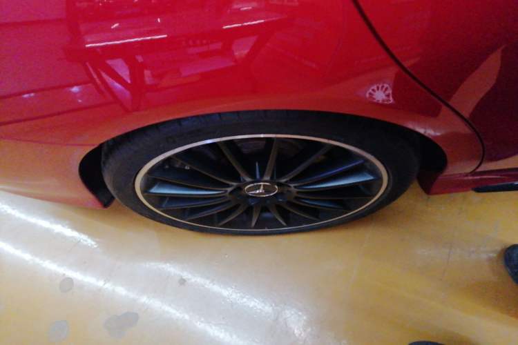 Used Mercedes-Benz CLA AMG 2017 Facelift AMG CLA 45 4MATIC Right Rear Wheel Hub