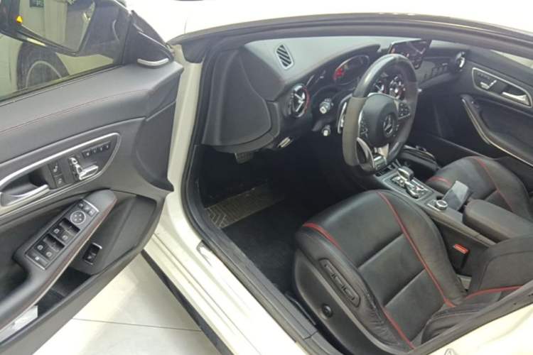 Used Mercedes-Benz CLA AMG 2017 Facelift AMG CLA 45 4MATIC Driver Seat