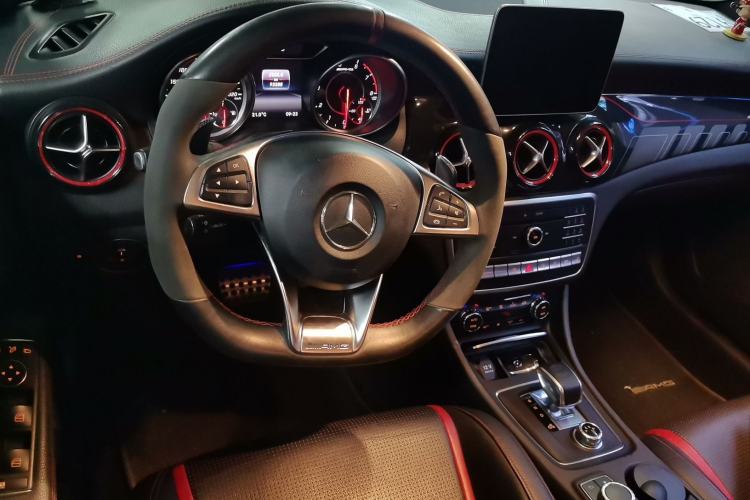 Used Mercedes-Benz CLA AMG 2017 Facelift AMG CLA 45 4MATIC Interior 1