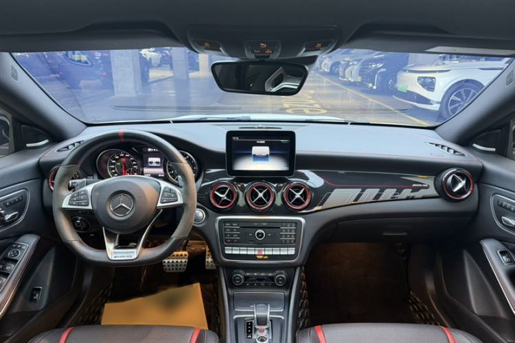 Used Mercedes-Benz CLA AMG 2017 Facelift AMG CLA 45 4MATIC Interior 3
