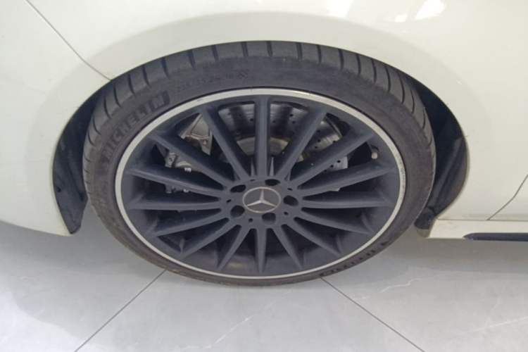 Used Mercedes-Benz CLA AMG 2017 Facelift AMG CLA 45 4MATIC Left Front Wheel Hub