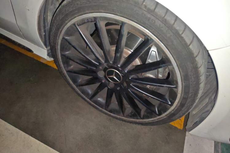 Used Mercedes-Benz CLA AMG 2017 Facelift AMG CLA 45 4MATIC Right Front Wheel Hub