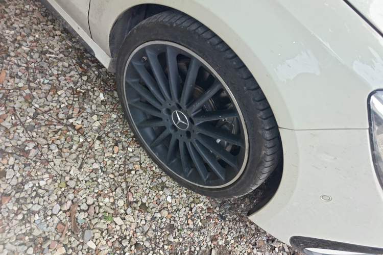 Used Mercedes-Benz CLA AMG 2017 Facelift AMG CLA 45 4MATIC Right Front Wheel Hub
