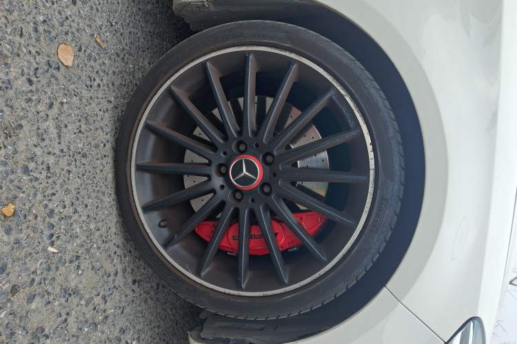 Used Mercedes-Benz CLA AMG 2017 Facelift AMG CLA 45 4MATIC Right Front Wheel Hub