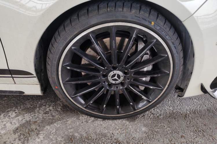 Used Mercedes-Benz CLA AMG 2017 Facelift AMG CLA 45 4MATIC Right Front Wheel Hub