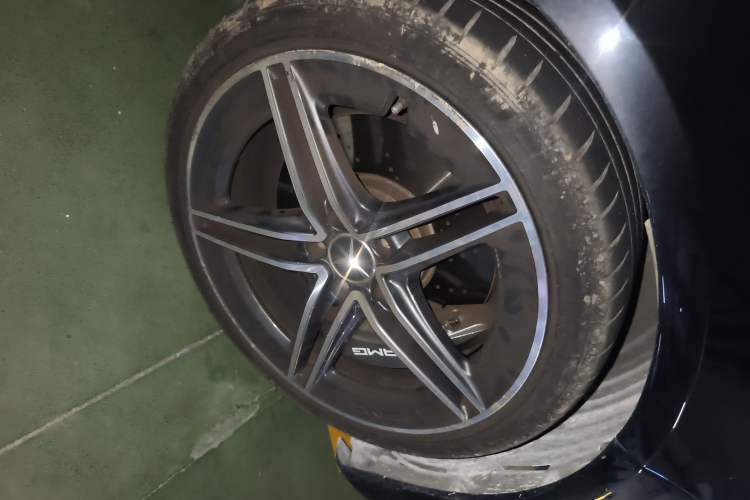 Used Mercedes-Benz CLA AMG 2020 AMG CLA 45 4MATIC+ Right Front Wheel Hub