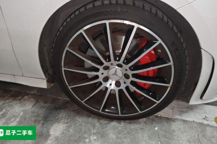 Used Mercedes-Benz CLA AMG 2020 AMG CLA 35 4MATIC Right Front Wheel Hub