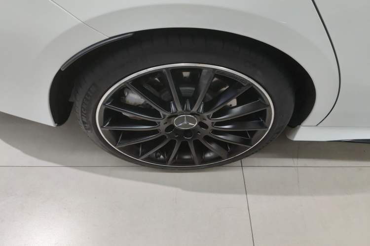 Used Mercedes-Benz CLA AMG 2020 AMG CLA 35 4MATIC Right Rear Wheel Hub