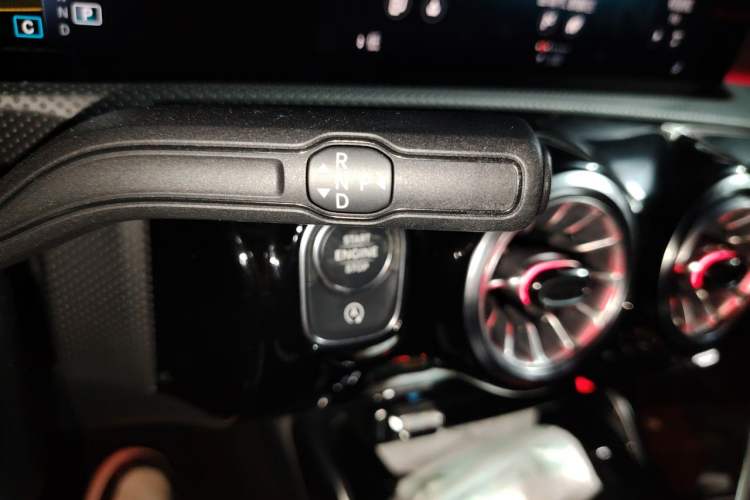 Used Mercedes-Benz CLA AMG 2021 AMG CLA 35 4MATIC Gear Lever