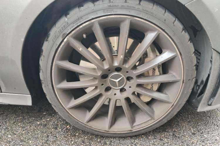 Used Mercedes-Benz CLA AMG 2021 AMG CLA 35 4MATIC Right Front Wheel Hub