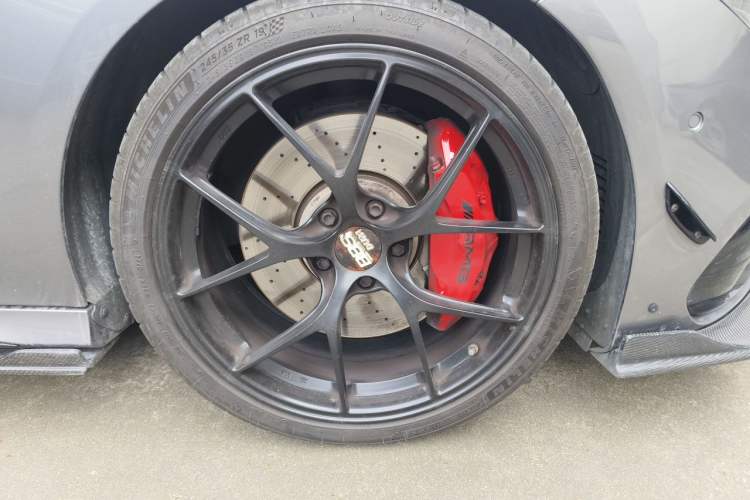 Used Mercedes-Benz CLA AMG 2021 AMG CLA 35 4MATIC Right Front Wheel Hub