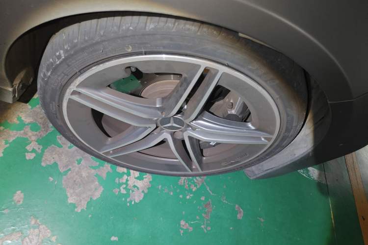 Used Mercedes-Benz CLA AMG 2021 AMG CLA 45 4MATIC+ Right Front Wheel Hub