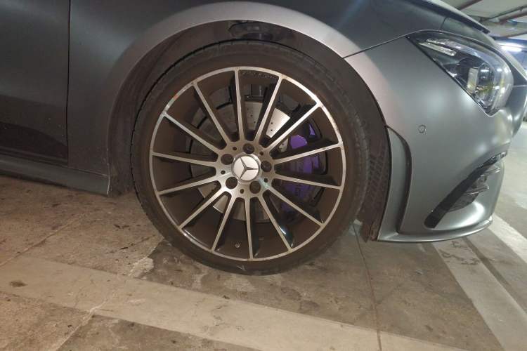Used Mercedes-Benz CLA AMG 2021 AMG CLA 35 4MATIC Right Front Wheel Hub
