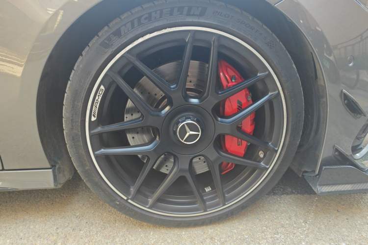 Used Mercedes-Benz CLA AMG  Right Front Wheel Hub