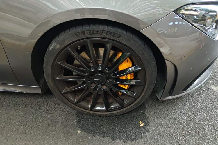 Used Mercedes-Benz CLA AMG 2021 AMG CLA 35 4MATIC Right Front Wheel Hub