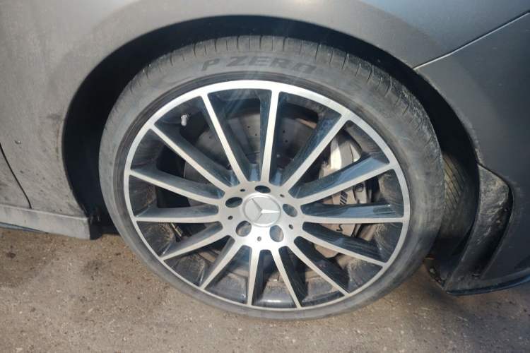 Used Mercedes-Benz CLA AMG 2021 AMG CLA 35 4MATIC Right Front Wheel Hub