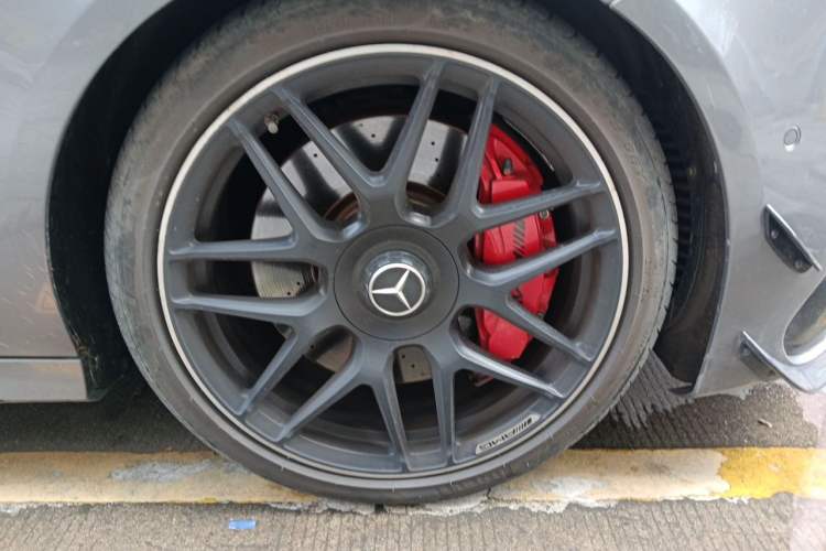 Used Mercedes-Benz CLA AMG 2021 AMG CLA 45 S 4MATIC+ Right Front Wheel Hub