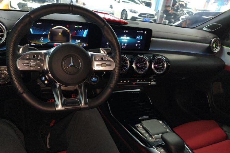 Used Mercedes-Benz CLA AMG 2021 AMG CLA 35 4MATIC Center Console