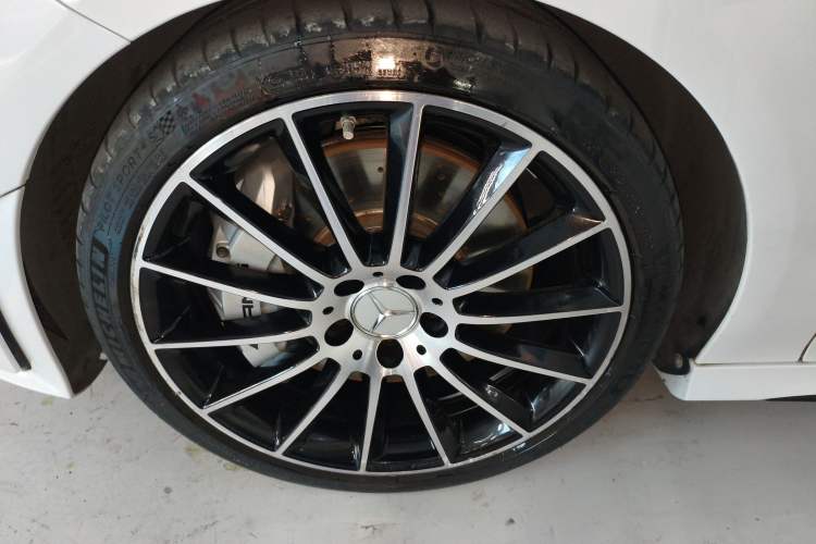 Used Mercedes-Benz CLA AMG 2021 AMG CLA 35 4MATIC Left Front Wheel Hub
