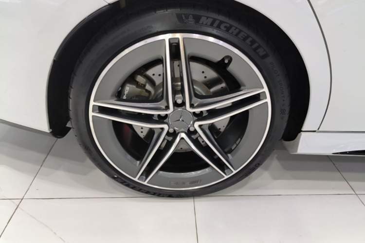 Used Mercedes-Benz CLA AMG 2021 AMG CLA 45 4MATIC+ Right Rear Wheel Hub