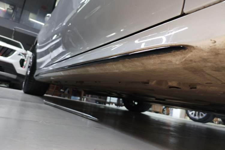 Used Mercedes-Benz CLA AMG 2021 AMG CLA 35 4MATIC Right Side Sill