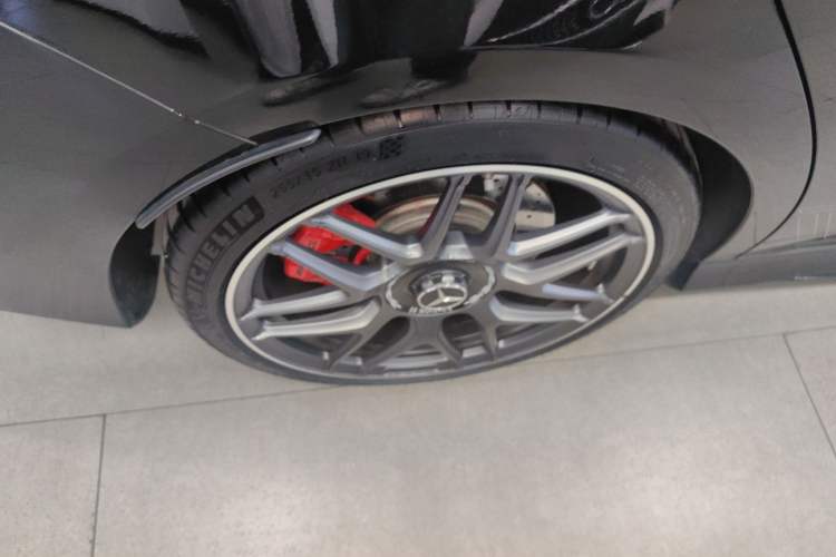 Used Mercedes-Benz CLA AMG 2022 AMG CLA 45 S 4MATIC+ 55th Anniversary Edition Right Rear Wheel Hub