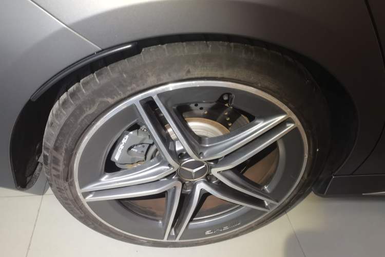 Used Mercedes-Benz CLA AMG 2022 AMG CLA 45 4MATIC+ Right Rear Wheel Hub