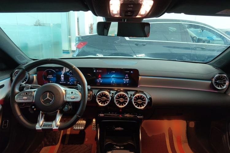 Used Mercedes-Benz CLA AMG 2022 AMG CLA 35 4MATIC Center Console