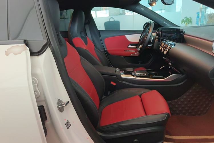 Used Mercedes-Benz CLA AMG 2022 AMG CLA 35 4MATIC Right Front Seat