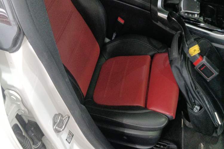 Used Mercedes-Benz CLA AMG 2022 AMG CLA 35 4MATIC Right Front Seat