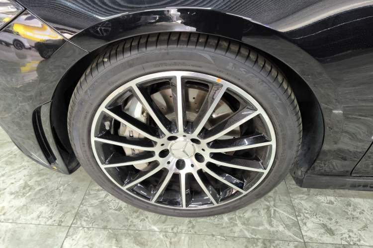 Used Mercedes-Benz CLA AMG 2023 AMG CLA 35 4MATIC Left Front Wheel Hub