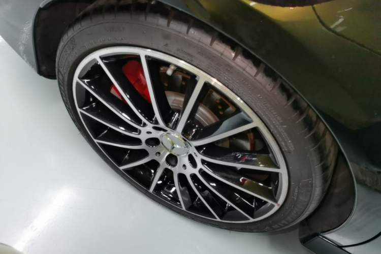 Used Mercedes-Benz CLA AMG 2023 AMG CLA 35 4MATIC Right Rear Wheel Hub